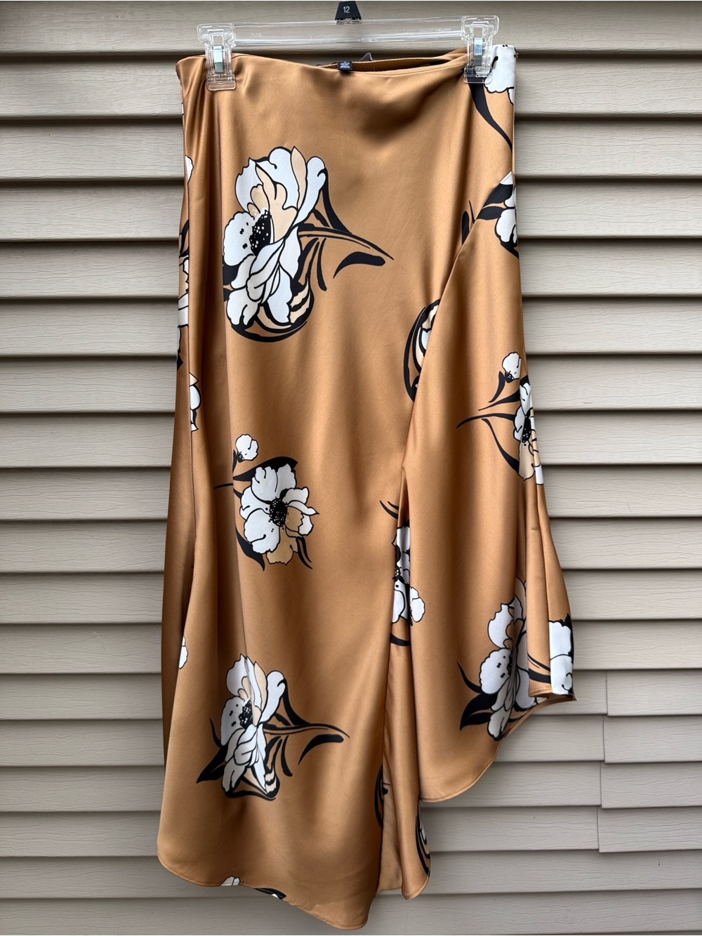 White House Black Market Satin Slip Midi Skirt Size 6 (would fit 8 or 10 also) - Picture 6 of 12